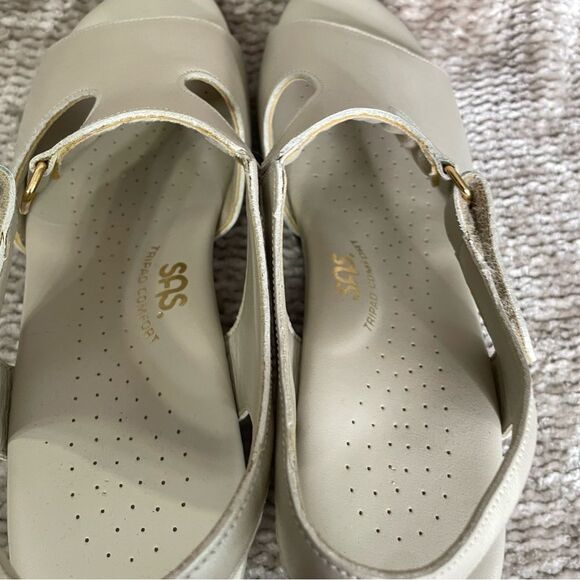 SAS Suntimer Leather Open Toe Block Heel Sandal Bone Women's sz 8.5 S Slim - Picture 6 of 8